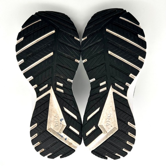 Brooks Revel 5 Running Shoes Womens 7B Medium Black White Athletic Sneakers - Picture 9 of 11